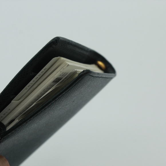 More photos of LV Taiga Leather PM Agenda - Picture 5 of 6